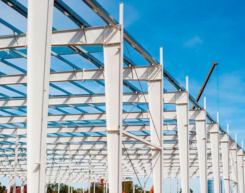 As estruturas metálicas facilitam e agilizam a construção comercial As estruturas metálicas facilitam e agilizam a construção comercial